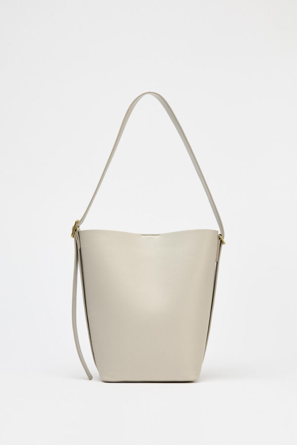 Maxi Bucket Bag